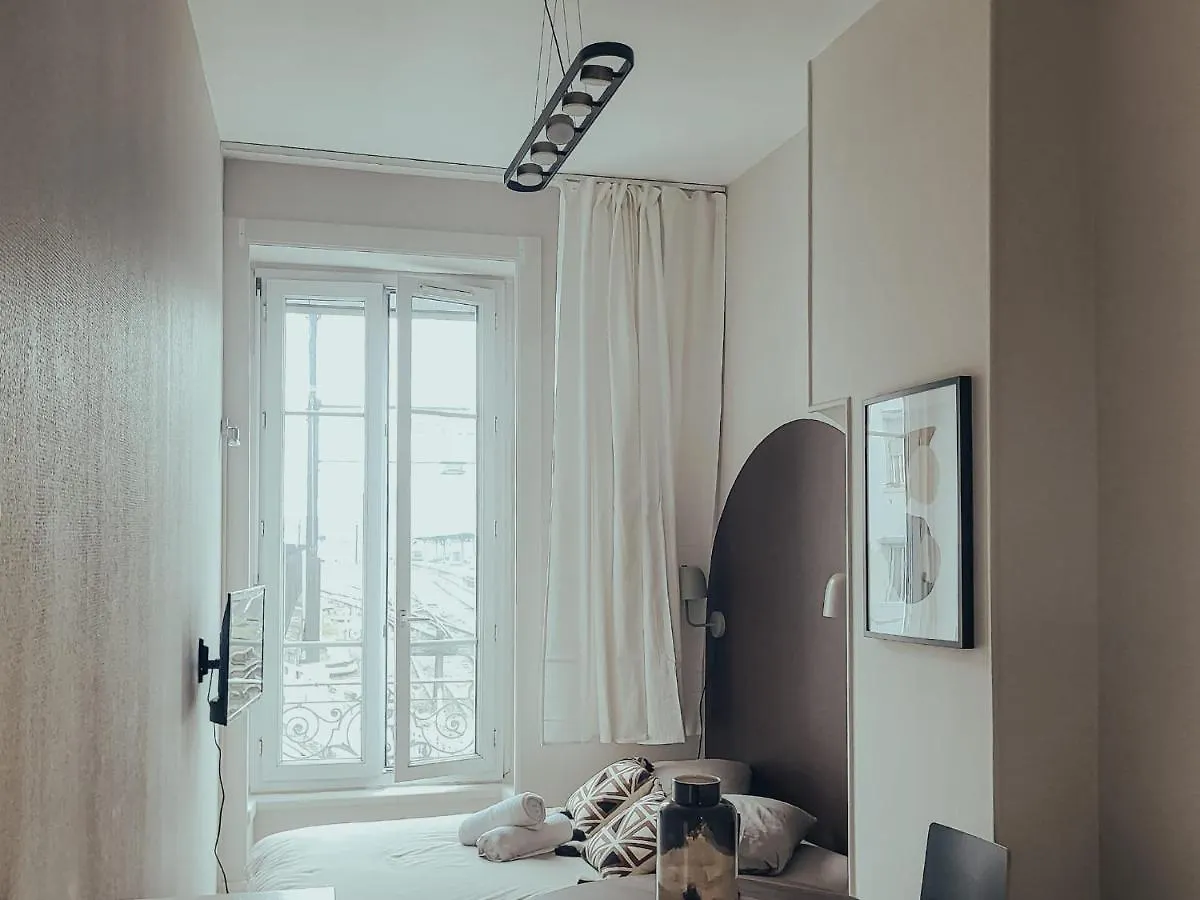 Apartment Suite Abysse Lyon France